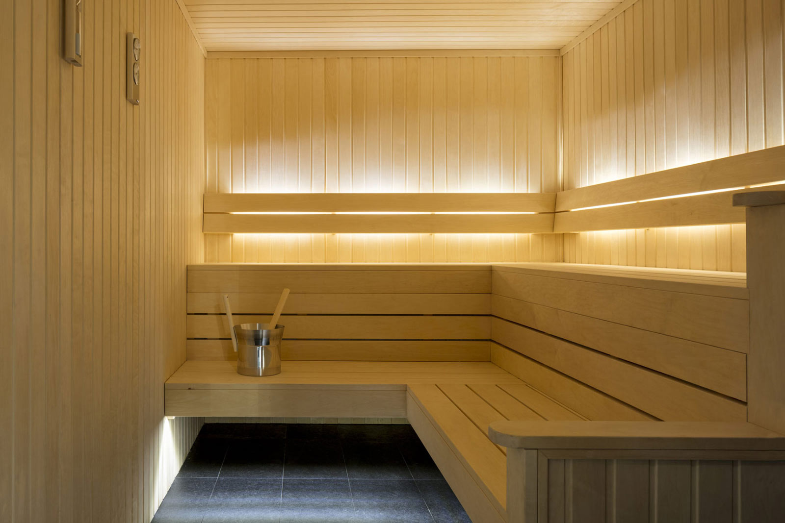 Sauna of Burlington Gate apartments 